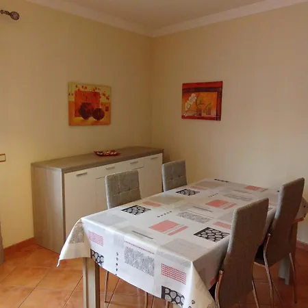 Bel Centre De * Ταβίρα